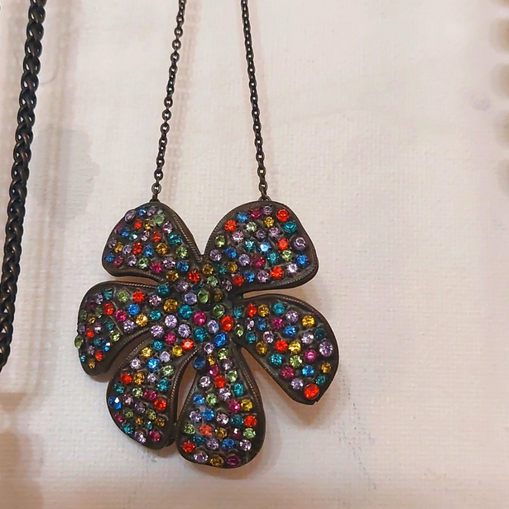 Sorrelli multi color flower necklace
